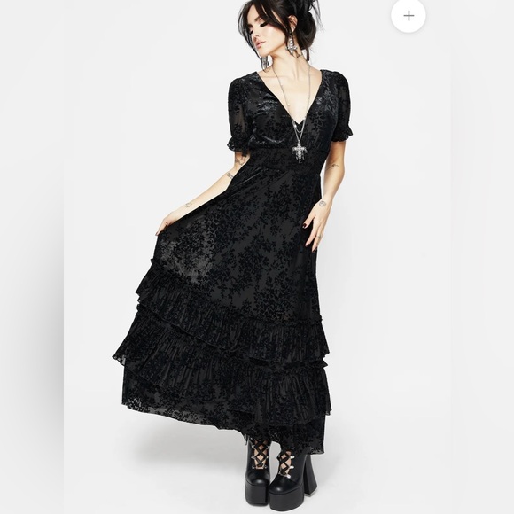 NWT DISTURBIA Lilias Devoré Tiered Floral Maxi Dress Black Size US 6 Goth Witchy - Picture 1 of 14